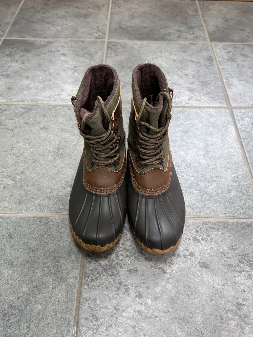 JBU Women's Black and Brown Duck Boot-Style Ankle Boots Size 6